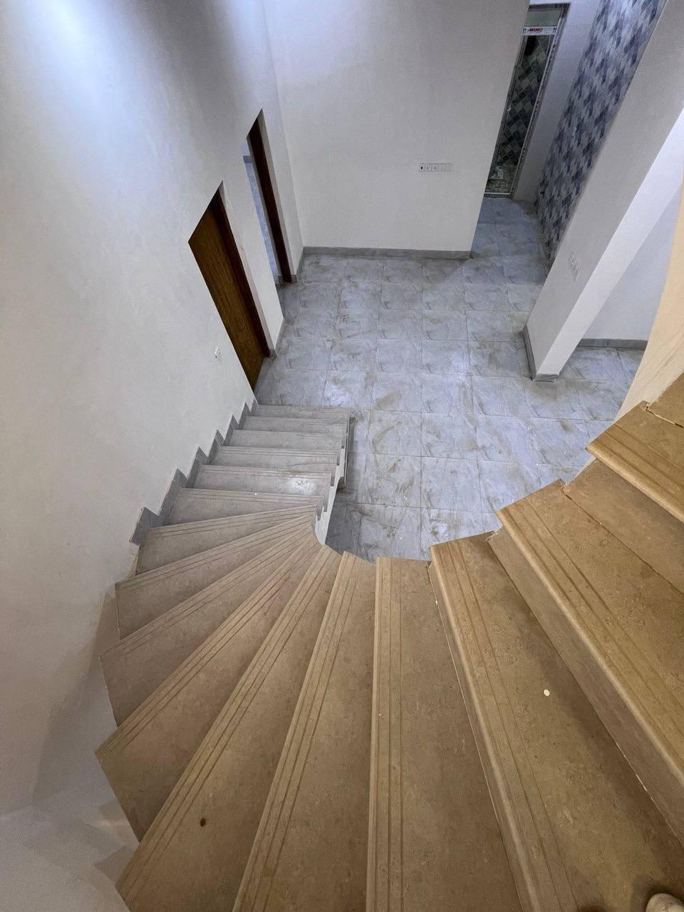 دار سكن🏠
دار سكن🏠
......
المساحة/200متر 
......
نوع العقار📑 طابو زراعي عراقي نموذج 25
......
يحتوي على🏗
استقبال/غرفيتن منام/صاله واسعه/مطبخ/صحيات داخليه وخارجيه/كراج 
......
موقع البيت📍
ابي_الخصيب_العوجة_شارع_المقيمين
......
السعر المطلوب💹
90 مليون دينار عراقي وقابل للتفاوض🤝
اللاستفسار***********
