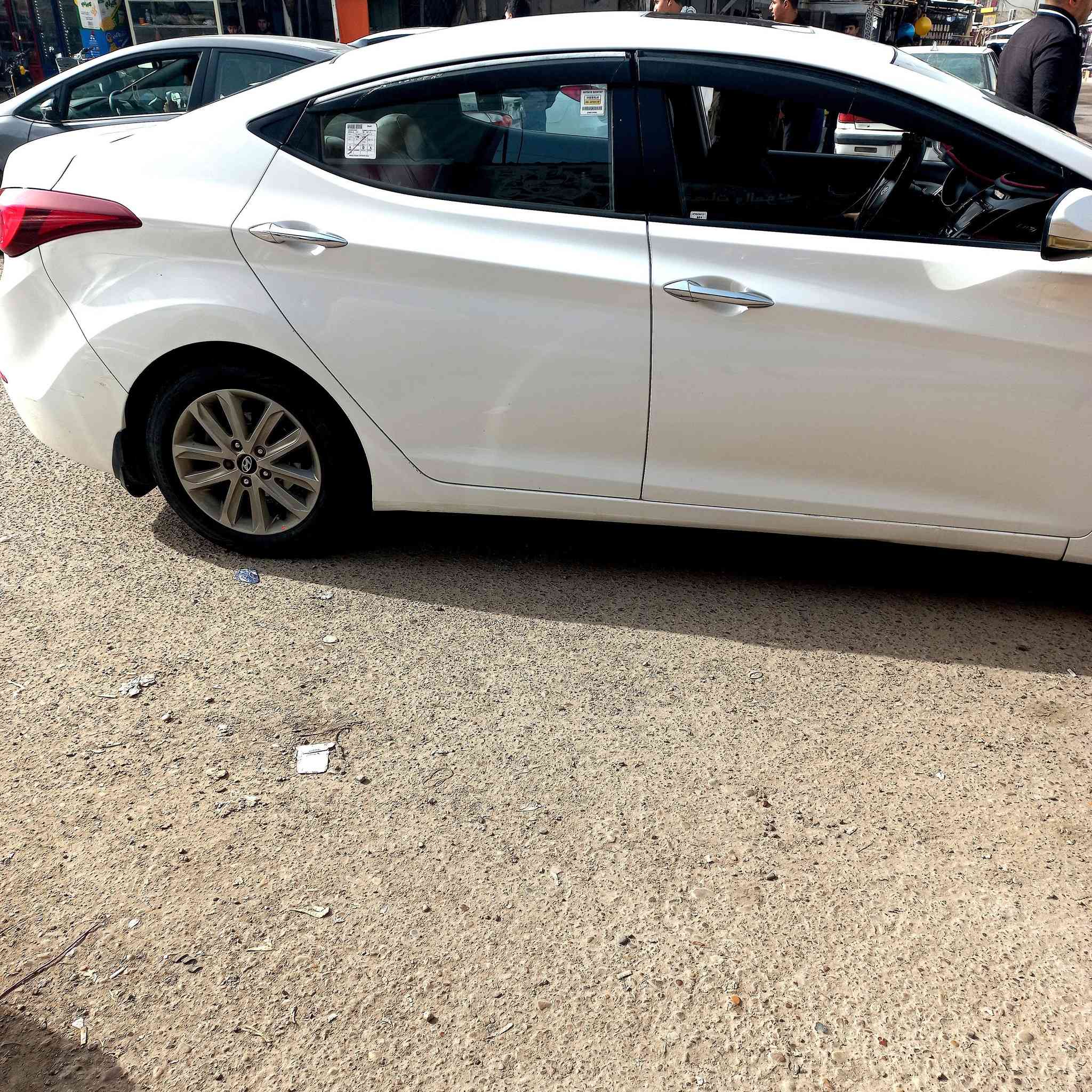 السلام عليكم 
النترا 2015 خليجي رقم بغداد  فول مواصفات
فتحه سلايت شاشه كامره نضام ايكو 1/1كير محرك حداديه تخم تاير شرط كفاله سياره جاهزه  للخير مال جناي ماذب عليه ربع تبريد ثلج ☃️ سياره فول مواصفات واحد على واحد 1/1 سياره بيه 3 قطع الجاملغ الخلفي والبيبان صبغ اثر شخوط بدون دواخل بدون تبديل بدون فتح   سياره مال جناي احلا من صور سياره جديده جديده معنه كلمه  محرك 1800  لا تبخير لا تنقيص  
السونار موجود بل منشور 
السعر110وبيه مجال 
مكان السياره بغداد الوسفيه القصر الاوصط 
 تصال او وتساب ***********
