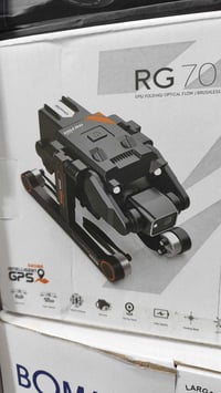 عندي قطعتين منهاا تريد مفرد تريدها ثنينهااا واتساب فقط 07780784761