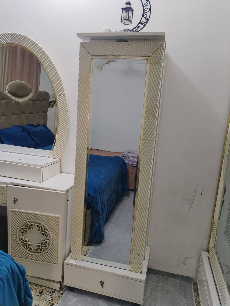 غرفه لبيع تركيه سعرهه ٨٠٠ الف ***********
