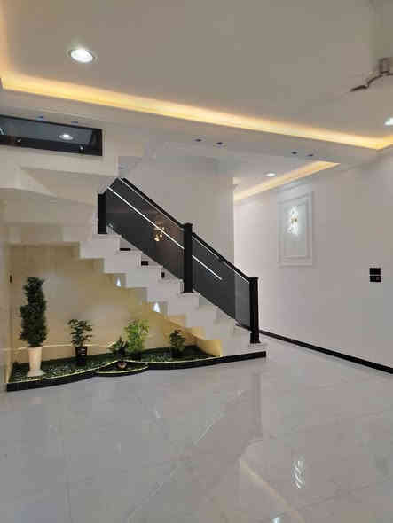 ياالله سلام عليكم 
يعلن مكتب المرتضى للعقار عن بيع مشتملات توون زيرووو بناء 2025
عنوان المشتملات بغداد حي الجهاد محلة 897 ديوان الاصيل المحتويات لكل طابق
غرف نوم عدد 3 
استقبال وهول كبير 
مطبخ 
صحيات لكل طابق 
مدخلين لكل مشتمل 
الارظيه بورسلين 
الجدران سيراميك 
منظومه للتبريد والكاميرات 
عنوان المكتب بغداد حي الجهاد شارع التجاري ديوان الاصيل للاستفسار الاتصال على الارقام التالية 
***********
***********
واهلا وسهلا بكم
