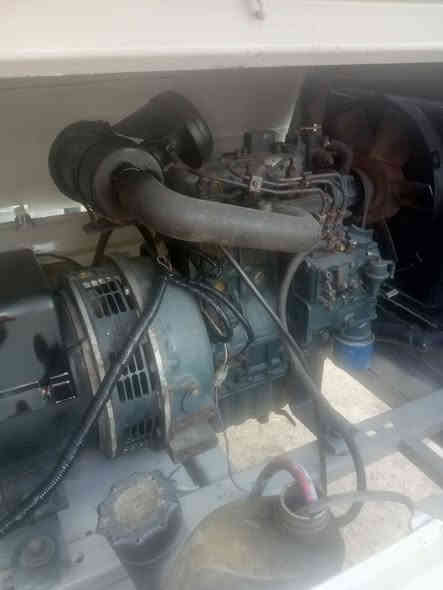 كابوته 3 بستم توليد 9 كيفي سنكل كابينه تايرات وراديتر دبل وخزان وقود وجهاز اوتو  إطفاء وتشغيل بسعر 14 ورقه المكان صويره معمل سيف البيضاني للمولدات الحي الصناعي ***********
