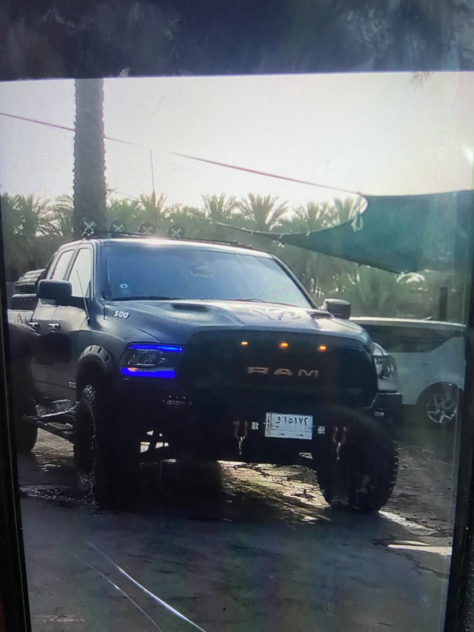 يالله رام ٢٠١٢محدثه ٢٠٢٠بالكامل سياره عليه كت كامل شركت تاب معلايه ٢٠ انج عليه اضفات حلوه من دعميات ثقيل طبلات دبلات اكسل سياره لون رصاصي غير محدد مرشوشه خشن للجماليه قابل للازاله سياره جاهزه مكينه جديده ٤٧٠٠تبريد وياه تخم تاير احتياط ومكينه هم حتياط بيع او مراوس اني حاضر ***********
