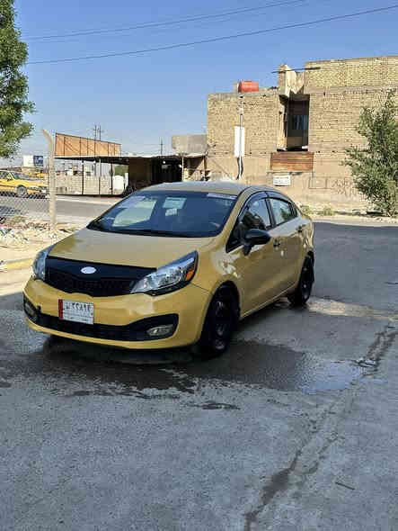 السلام عليكم ورحمه الله 
عندي سياره كيا ريو 2014 وارد امريكي سياره حادثهة البنيد ولباقي ليبل واحد سياره جاهزه من كلشي 
محرك 1600 لا تنقيص ولا تبخير كير ممتاز 👍 ماشيه 149 حقيقي
صدر امامي خلفي جديد تخم تاير جديد نص فول مواصفات معروفه تحكم ستيرن جهتين مانع انزلاق
مصفره هيئه وغرامات تحويل ثاني يوم سنويه جديده 
السعر 80 وبيهة مجال بسيط الشراي يتصل واني خادم 
***********
