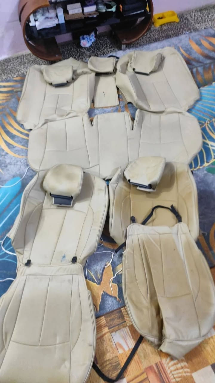 السلام عليكم ورحمه الله وبركاته
تلبيسه جلد اصليه تفصيخ حاويه وارد 
اليابان شرط فتح سيارات جدد لا مجلوخه
ولا ممزوكه تجاويه كامله اي نقص مابيه
تجاوي اماميات الخلفيات مال ثلاجه
لون بيجي 

***********
***********وتساب

موجود توصيل الجميع المحافظة العراق
