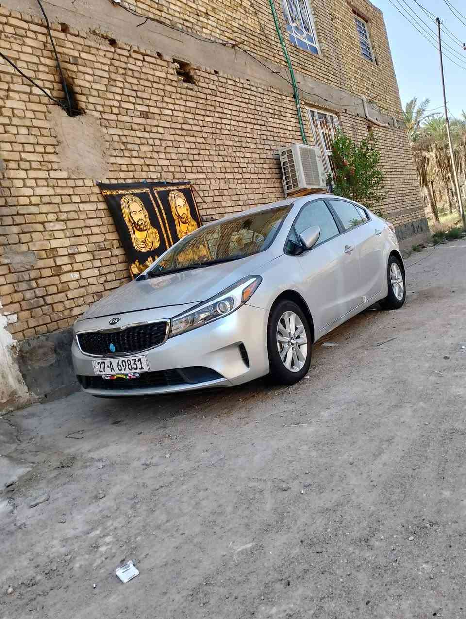 سلام عليكم كيه فورتي2017 مكفولة سياره حره بسمي ماشيه 118 ميل مكينه 2000 دوش كير حداديه تبريد طخم تاير جديد رقم جديد جاهزه للخير مكانه ناصرية مركز بيه فحص مرفق بلمنشور سعره 128 وبيه مجال قليل الاستفسار عله الرقم ***********
