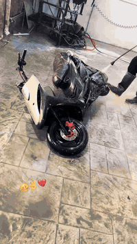 ماكس عدله مال لعب  مكينه بلاديه  دراجه خرسه مكينه خير من الله لأ نضوح ولا تبخير كابريتر بيهة بلادي صالنصه بلاديه ام حساس واقيه ملحه بيهة كلجات رياضي أصليات بجم اصلي سبايدر اصلي كشن مال أربع عالي نقصهة بس تاير ل امامي شويه تعبان مكاني البياع حي الجهاد السعر ٤٥٠ وبيهة مجال جماعت ل ٣٥٠ لحد يطب *********** بي وتساب
