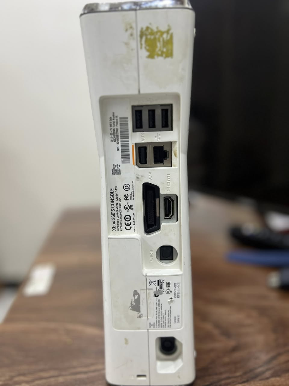 للبيع Xbox 360 Slim باندل 📢
🔹 الجهاز عاطل وما أعرف شنو العطل 🔹 يد تحكم جاهزه 

💰 السعر: 35 يوجد توصيل 

الي جاد بالشراء يراسل الصفحة أو الخاص


**إذا كنت صاحب هذا الإعلان وتريد حذفه لأي سبب، رجاءا أرسل رسالة إلى الدعم الفني**