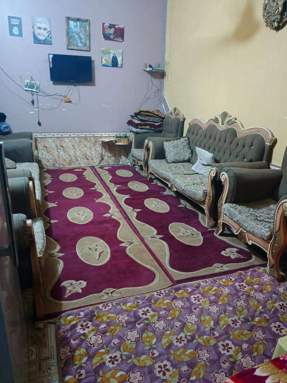 دار للبيع
المساحه 100 م
البيت ركن على وجهين طابق ونص 10*10
سنه البناء /2013
البناء طابوك وعكاده
يحتوي على ( استقبال __صاله__ وغرفه _ ومطبخ _ ومنور _ وصحيات _ والطابق الثاني يحتوي على / غرفتين)
عنوان / الناصريه _ شارع السايدين الروف القديم مقابل مكتب عقارات المثنى يكون نهايه شارع السبيس
السعر / 200
مليون قابل للتفاوض
للاتصال والاستفسار / ***********
