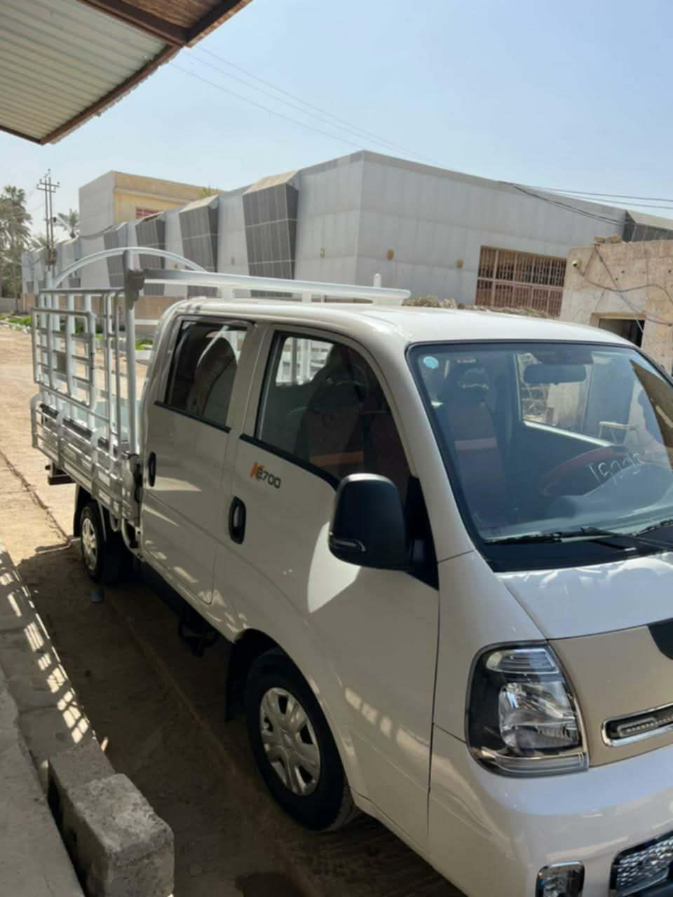 للبيع سيارة كية بنكو دبل قمارة موديل 2025 سيارة زيرو ماشية 3000المكان واسط قضاء الصويرة السيارة خير من الله     السعر 187.   اتصل وتدلل ***********
