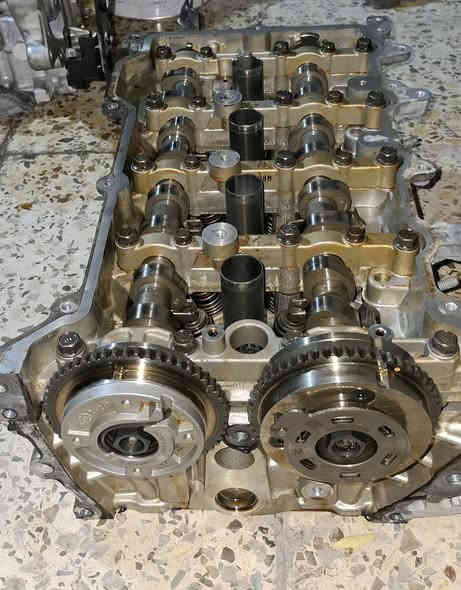 السلام عليكم 

محرك 2000 دوش حساسات ثنين قطره اماميه
يرهم الالنترا وكونا وكيا وهيونداي 
تفصيخ السعار بالصور 
العنوان بغداد الكرخ الحريه 
رقم الهاتف ***********متوفر واتساب
