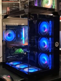 تجمبعة كل القطع جديدة وضمانها سنة تشغل كل الالعاب بفريمات عالية تريدها...