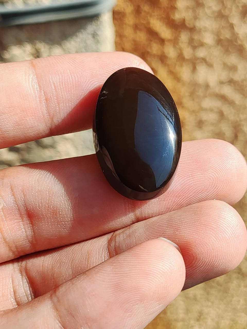 تحف من العقيق اليماني شفه العبد الانسي
سعر القطعه 300$ 
حجم القطعه 3 سانتيم
***********
