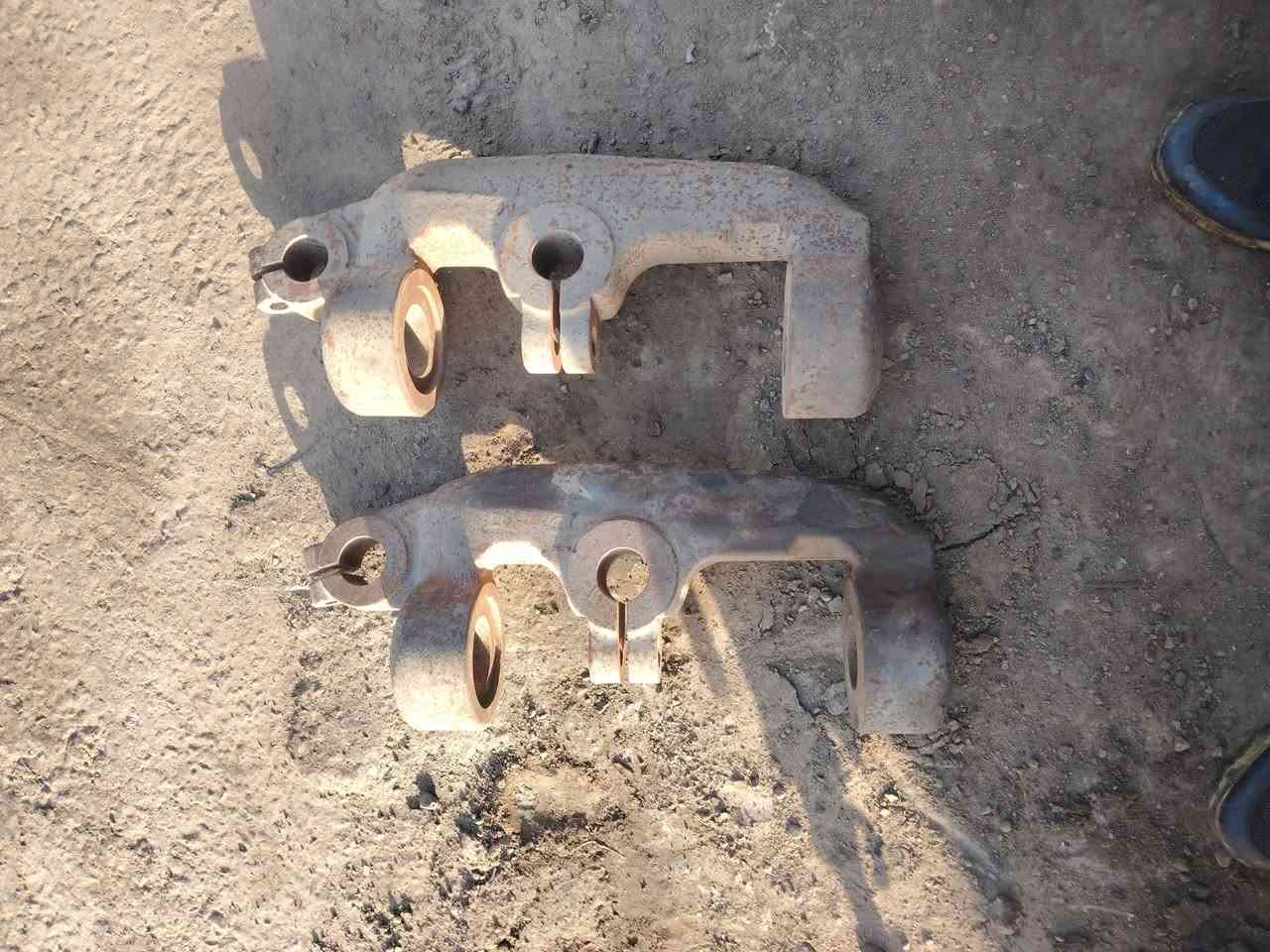 للبيع مخاد صدر كريدر G12 ***********
