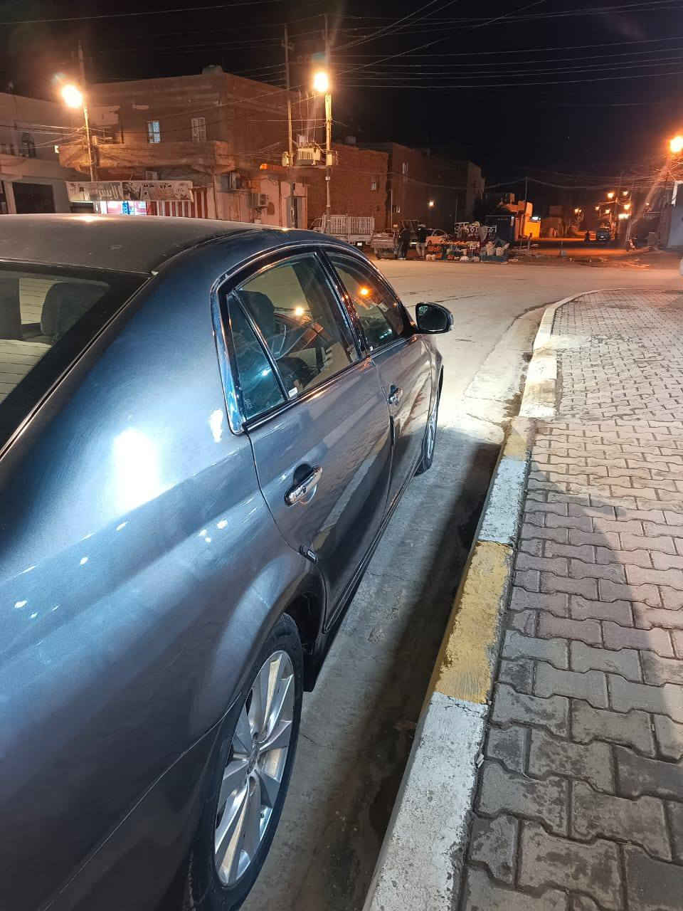 سلام عليكم افلون موديل 11 للبيع 🚙
وارد امريكي سياره صبغ عام وبيه معجون 
مكفوله من كلبه وتجيه سياره فول بصمه تنته
كشن كهربائيّ تبريد وتدفئ ب كشن تحكم ستيرن
زنون اصلي خليته قبل شهرين. راديتر نضفته ومي جديد اخضر خليت الها سياره كلشي خليت عليه قاعده في بم جديده فلنجات سويته دسكات جديد تايريت قبل شهر شديت اله 
رقم بغداد مشروع وطني وترهم مراوس ادور 4 سلندر  مكان
 سياره رمادي ***********
