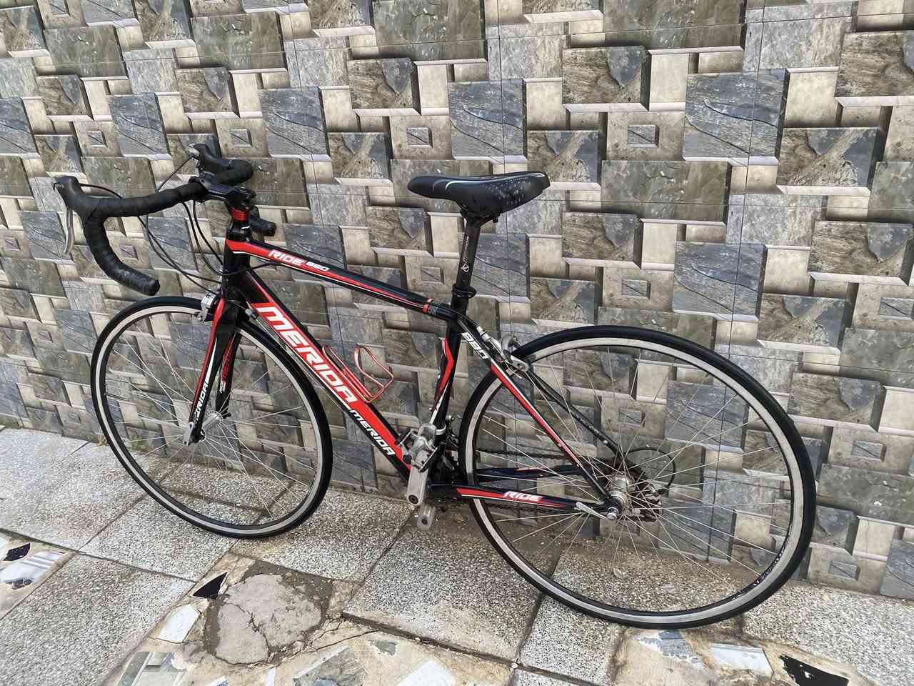 السلام عليكم🌹

للبيع فقط 

بايسكل رود

 ماركه ميردا

لشه مضلعه

معدن فول المنيوم

ماشه كاربون

خفيف جدا وسريع ✈

جاهز اي عطل مابي👍🏻

كله مختم  

حجم C700 /28

كمبليونه امامي و خلفي 

سستم شيمانو سورا

واير بريك دفن    

امامي 2خلفي 8

السعر 275

العنوان :🏭
بغداد الطالبية قرب كلية الادارة والاقتصاد 
 
نعتذر عن المراوس🚲

الرقم للتواصل /***********
