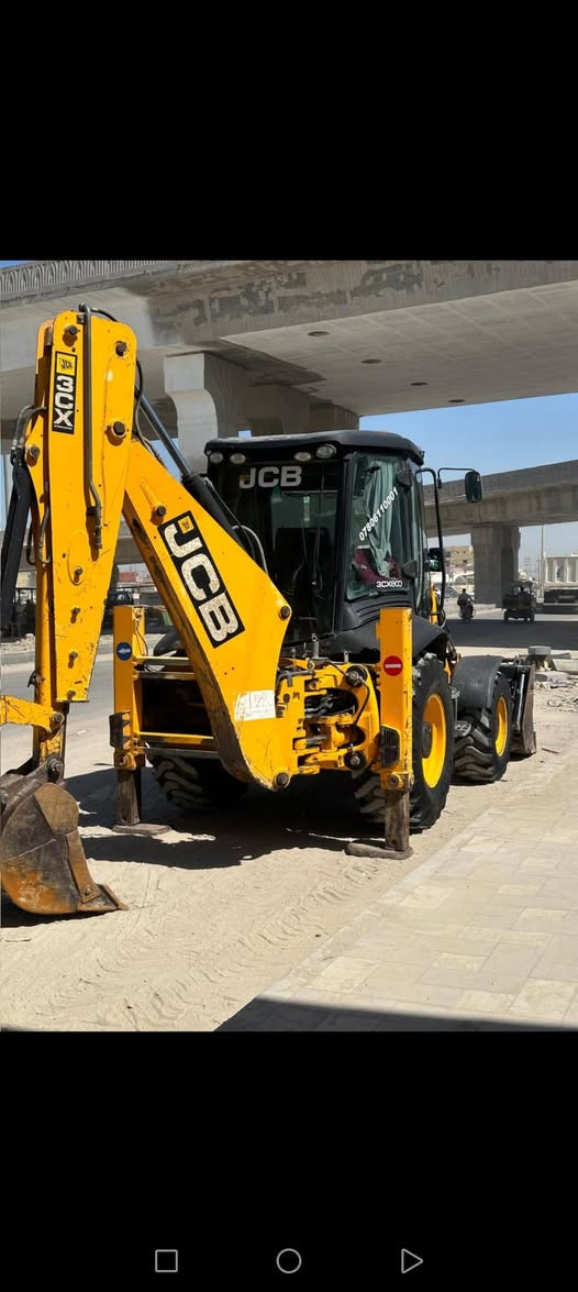 للبيع جي سي بي موديل 2011 رقم ربيل سنويه 29فول مواصفات تفاصيل عله رقم *********** ***********
