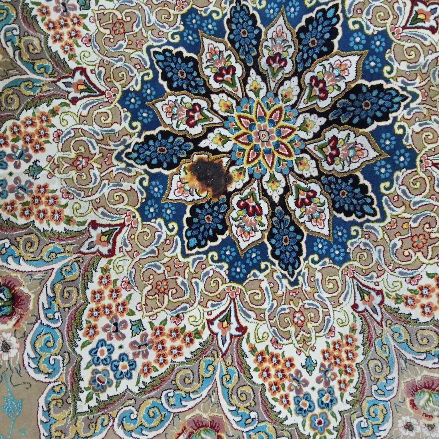 السلام عليكم اخواني زوالي ثقيل عدد كاشان الغالي روعه وبلاش ١٥٠ الف اثنينهن بس الزركه بيه حرك وخال صورته والطياخات هم اثنينهن ١٥٠ وشغالات وجدد الاحمر مامستخدم


**إذا كنت صاحب هذا الإعلان وتريد حذفه لأي سبب، رجاءا أرسل رسالة إلى الدعم الفني**