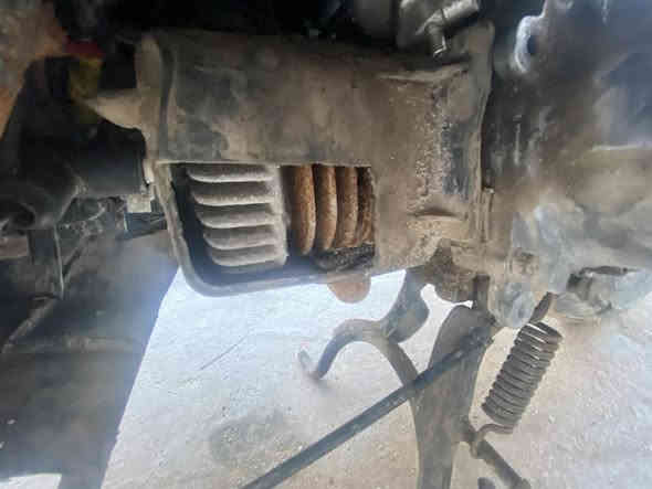 السلام عليكم بطه لبيع ما مفتوحه ناعمه بس الكربائيات ما تشتغل بسبب ربط الوايرات ما اعرف اربطهن ونقص فقط جامات مال لايتات وقبق بانزين وتحياتي الكم سعر 175وبيه مجال بسيط جداً مكاني كربلاء تجاوز حي الصناعي قرب كوفي ابو الجود  ***********
