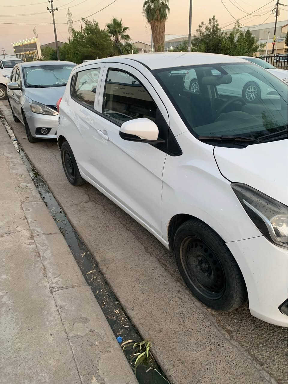 شوفرليت - سبارك ٢٠١٨

سياركي جوان و خاوين  بي دعم  - 3 بارجة تةنيا بةخة 
بي ژووري بي ايرباگ   گير و ماكينة بة شةرت 
سنوي رقم هةموو  شت نوي تا ٢٠٣٠
دةرگاي سايةق  وةك لة وينةكه دياره جاك نةكراوه   
خةليجي و جوار بستن 
نرخي ٧٧ ورقة و مجاليكي كةم أربيل, العراق


**إذا كنت صاحب هذا الإعلان وتريد حذفه لأي سبب، رجاءا أرسل رسالة إلى الدعم الفني**