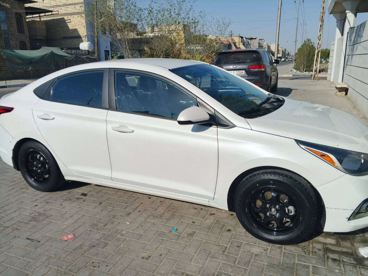 🚘 للبيع | هيونداي أكسنت 2020

📍 وارد أمريكي – حرّة (نهاية سنة)
🤍 اللون: أبيض صدفي

مواصفات السيارة:

* الضربة في أمريكا كانت دعاميات فقط.
* داخل العراق: مدكر أمامي وصفحة السائق.
* برون صبغ بمقدار نص شبر.
* طخة بسيطة بالباب.
* تم تبديل الكير إلى كير إلنترا 2018 أوتوماتيك (AT).
* السيارة استخدام يومي، وما تشكي من شيء.
* الفحص بأي مكان يختاره المشتري.

السيارة نظيفة وسعرها مناسب، والبيع للمشتري الجاد فقط.

للاستفسار : ***********
