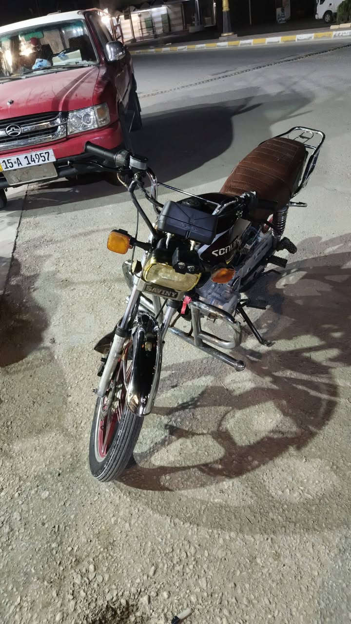 ماطور سيفان مراوس لبيع. يرهم موصل 600 شعندك مراوس نزل الماطور ماشالله علي محرك شركه ما مفتوح بس يرلدله شوي كهربايات يعني اشار ما يشتغلن والبك اليت هم ولباقي شغال ***********
