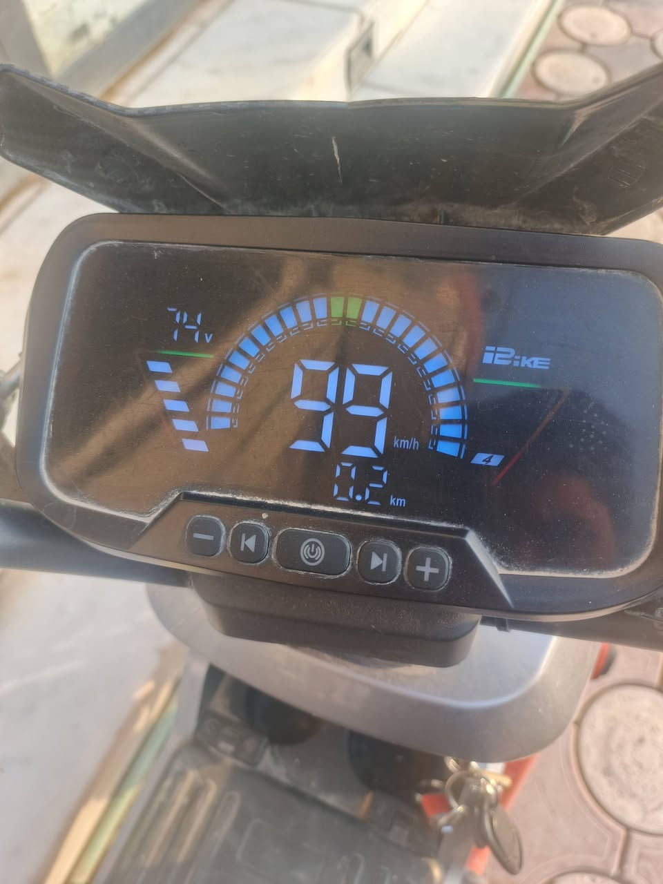 دراجة F15 6بطاريات 4نمر سرعة 99كلشي مابيه بس تبدل بطاريات سعر 350وقابل لتفاوض


**إذا كنت صاحب هذا الإعلان وتريد حذفه لأي سبب، رجاءا أرسل رسالة إلى الدعم الفني**