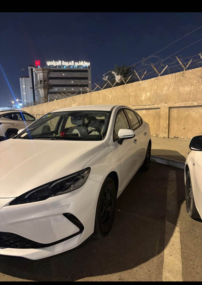 السلام عليكم BYD سيل5 للبيع 

بي واي دي سيل5 موديل ٢٥ ماشيه ٢١ الف سياره ع وضع شركه وكفاله عااامه ماعده رصعه مرجع BDR وزلغ بالدوسه غيرها ماكو سياره جديده وضع شركه باسمي حره تحويل ثاني يوم مكان البصرة 
رقم او واتساب ***********
السعر 18,900 وبيها مجال شي قليل البصرة, العراق
