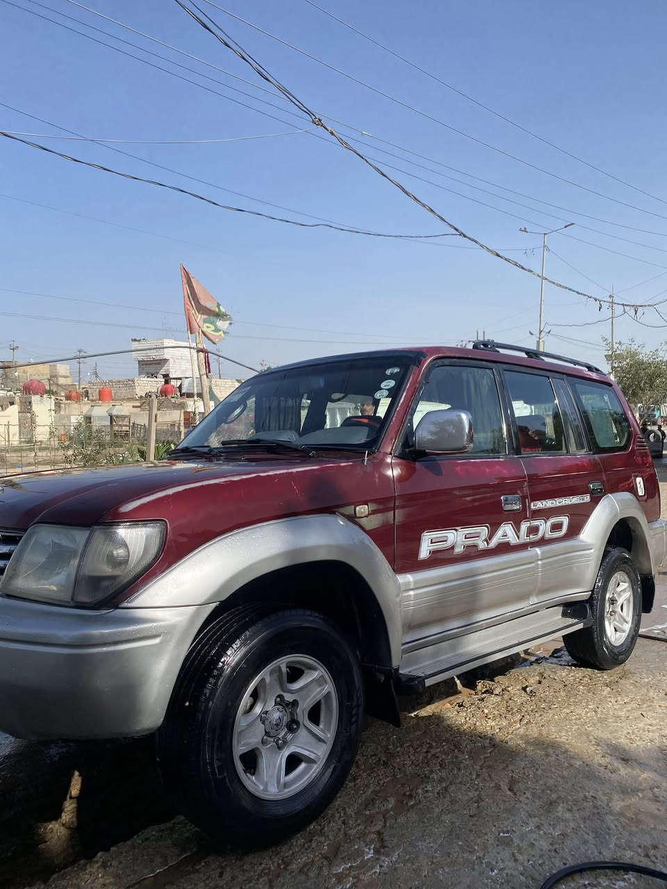 السلام عليكم لاند كروز برادو مديل1997 السياره كفاله ادامه عامه من حداديه تخم تاير كير مكينه بلاديه 6 السعر 90 وبيه مجال المكان النجف شارع المدينه ***********

