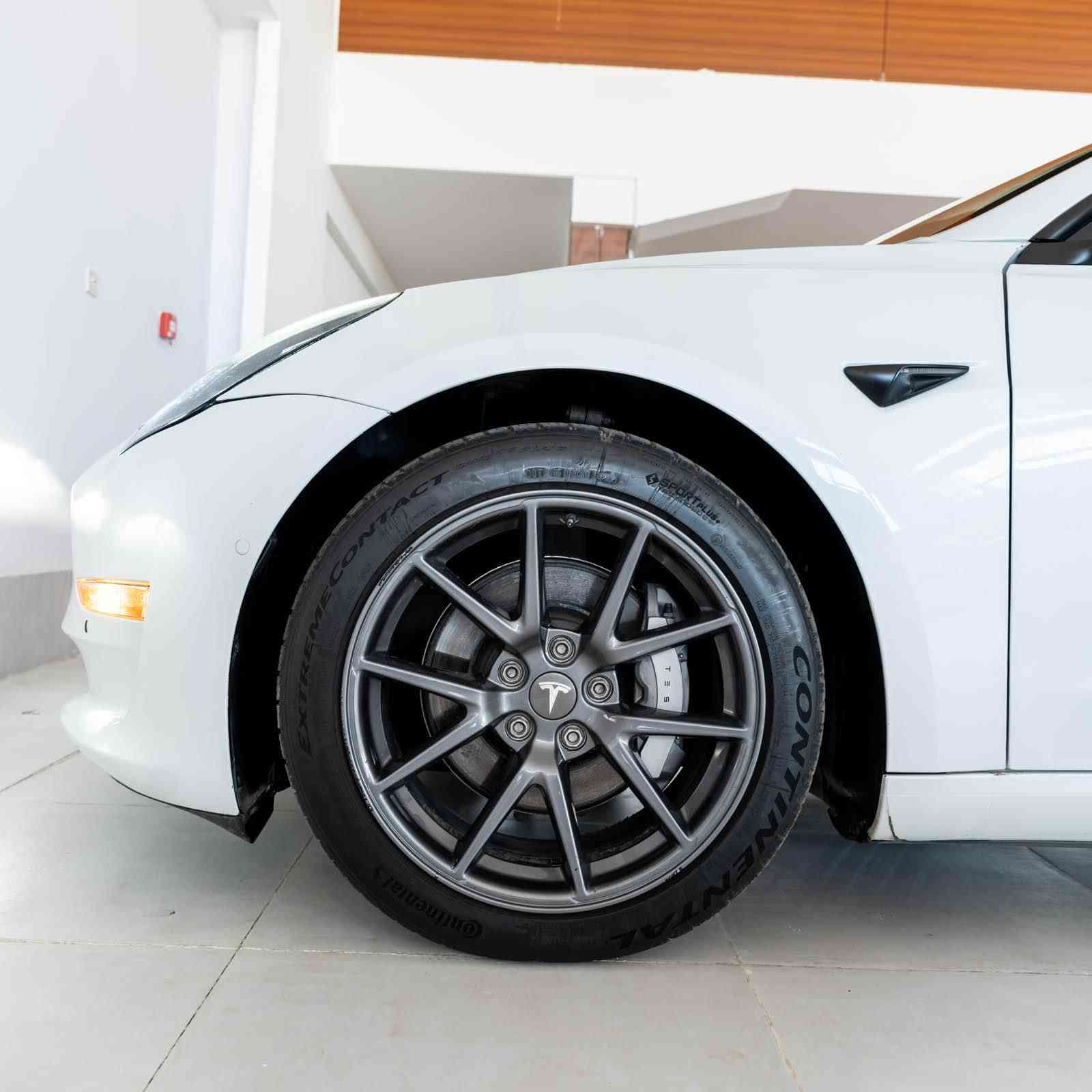 تێسلا مۆدێل ٢٠٢٣ تاک مۆتۆر 
سەیارەکە زۆر تازەو جوانە هەموو گیانی بەشەرت تەنها یەک پەڵە بۆیاغی هەیە لەسەر بۆنیتەکەی 
نرخی ١٦٠ وەرەقە و مەجالێکی کەم 
ژمارەی تەلەفون : ***********
واتساپ&ڤایبەر✅ السليمانية, العراق
