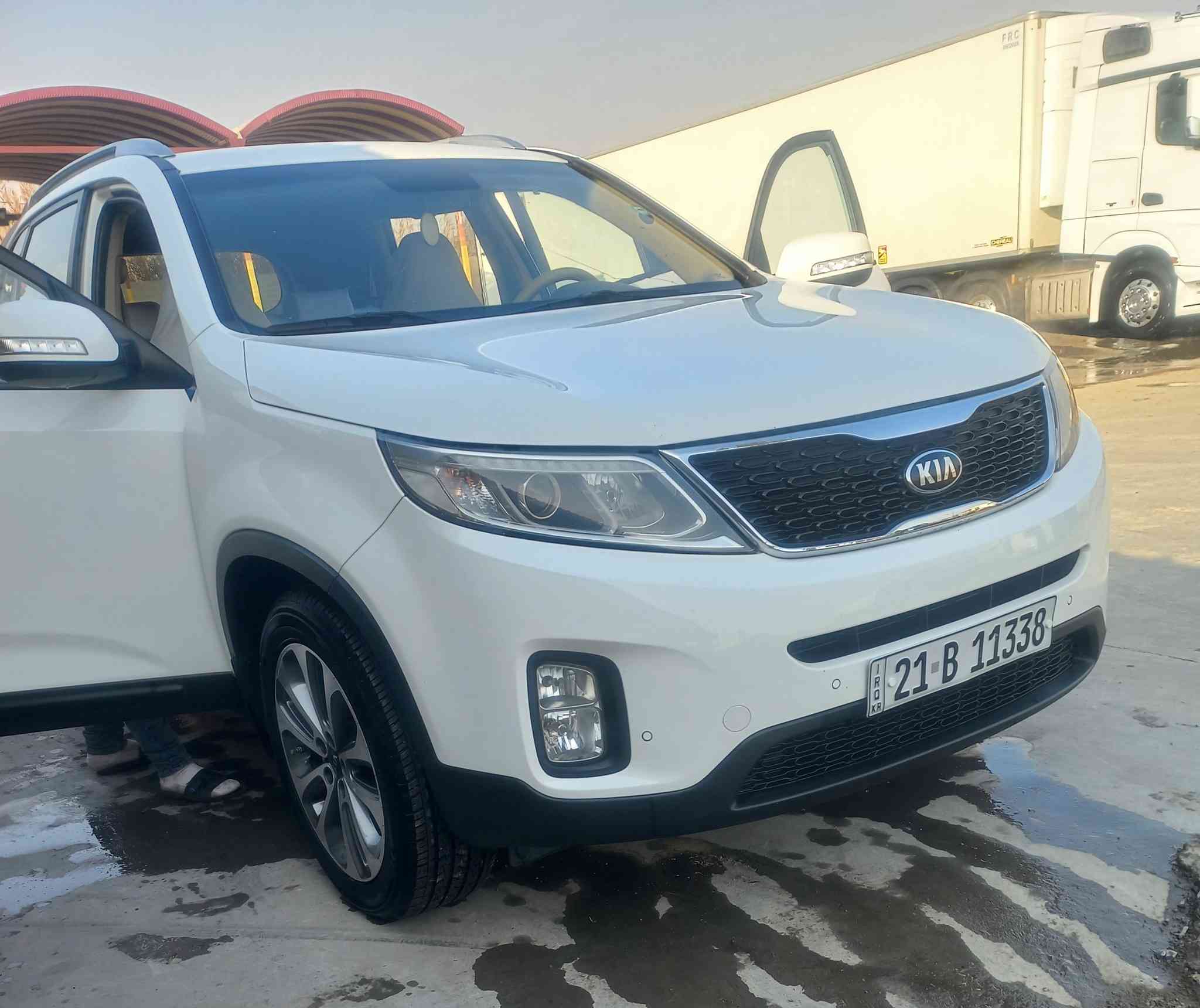 اسلام عليكم للبيع  سورنتو رقم السليمانية  موديل   ١٥     محرك  ٦  مكفوله من كل شي    مكان  السياره  ديالى   الاستفسار   ***********
