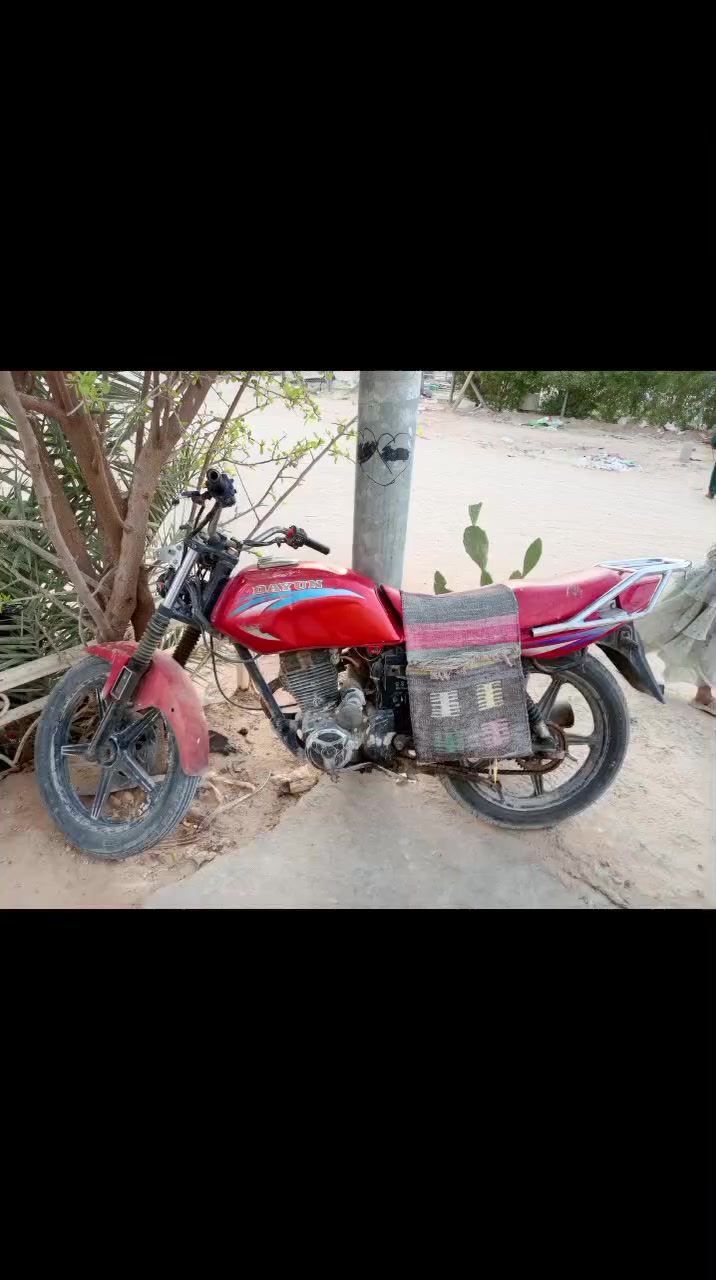 السلام عليكم دراجه دايوند
لسعر 175 وبيها مجال قليل 
الا ستفسار على هاذه رقم 
***********
