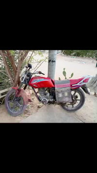 دراجه دايوند لسعر 175 وبيها مجال قليل  الا ستفسار على هاذه رقم  078260...