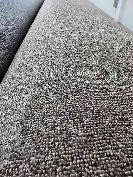 #موكيت_تركي_الاصلي_معقود_كثيف_ضهر_جيلاتين 🇹🇷💯

#عرض ( ٤ ) امتار😍.   #الطول مفتوح حسب الطلب 😍

#العنوان شارع الوكفه مقابل بريد تحدي بنايه عاليه صفره 🌹

#للحجز مراسله صفحه او الاتصال *********** 📲
