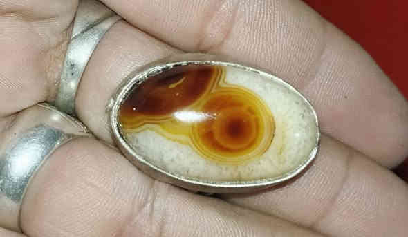 سليماني احمر وحش خشن قطعه نوادر مختلفه خامه هنديه قديمه بغداد مدينه الصدر ***********
