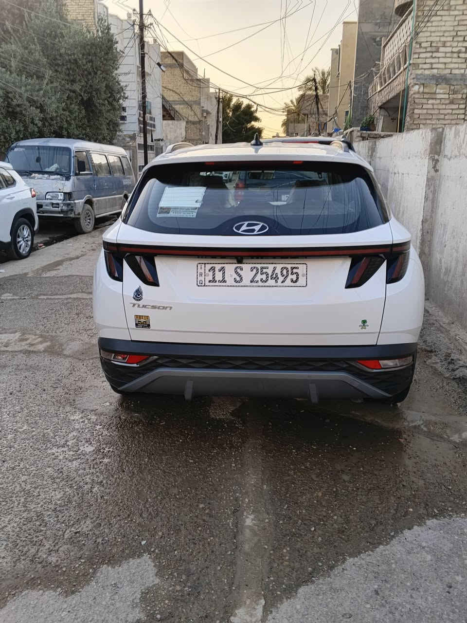 توسان 2023خليجه مكينه200سياره جديده مكفوله كفاله عامه وجديده فول عده فتحه رقم صاحب سياره ***********. وسعر 200بيه مجال قليل عنوان بغداد مشتل
