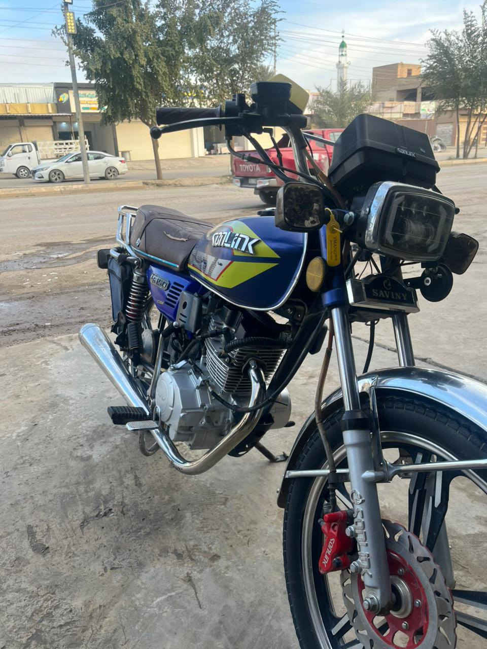 دراجه للبيع 
سيفان 
2023
الدراجه ابلادي 
الدراجه مال جناي 
السعر 600 بيه مجال 
التواصل ***********
