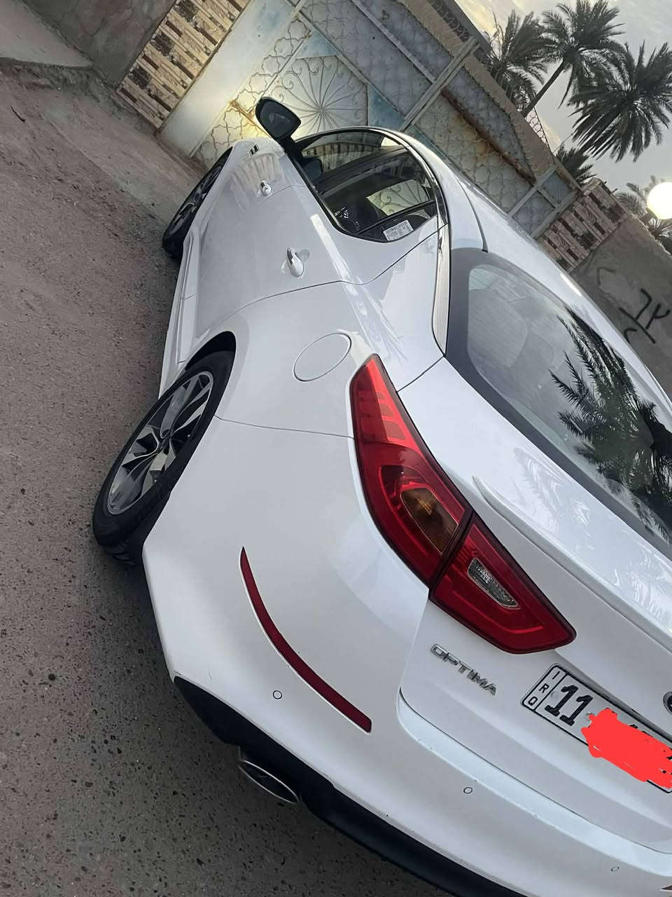 السلام عليكم 
اوبتيما 2014 شكل 15 خليجي فول مواصفات عدا البانوراما رقم بغداد الدولي بأسمي هزه جديدة  مكفوله من صبغ وتبديل بارد فقط. مكينه 2400 دوش دبل اكزوز ماشيه 155 كم 
ستيرن حرف D 
بصمة تشغيل 
بصمة أبواب وجنطه 
كامره 
شاشه 
كشن جلد بلادي 
تحكم ستيرن 
أنظمة قيادة عادي / ايكو/ سبورت 
لد امامي وخلفي 
حساسات خلفيه واماميه 
مري شفط 
ويل كب 
مكانها الأنبار الفلوجة 
السعر 148  
***********
