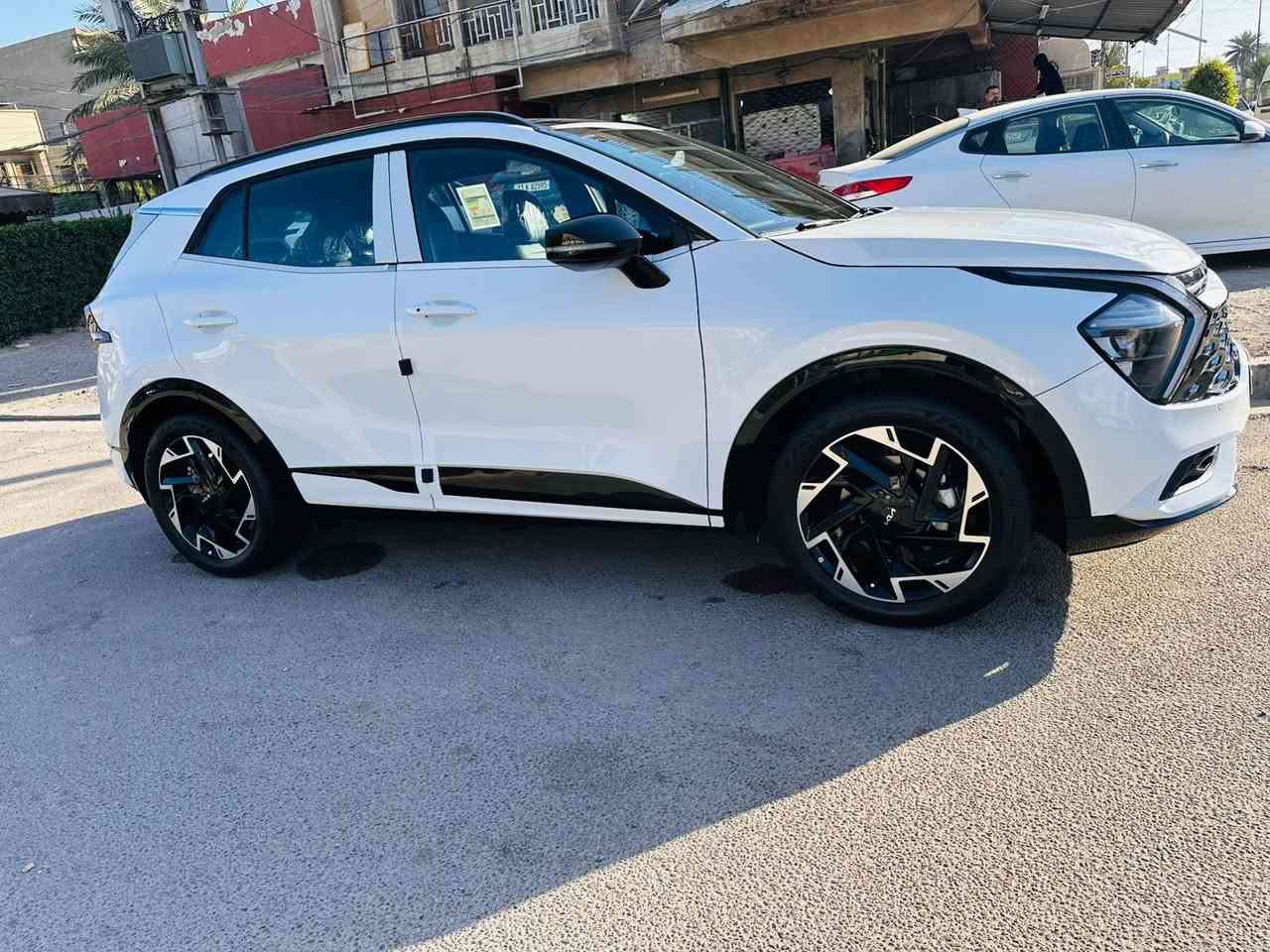 سبورتج خليجي 2025جيتي لاين فول مكفولة ماشية 21مكان بغداد السعر 255وبيها مجال بسيط ***********
