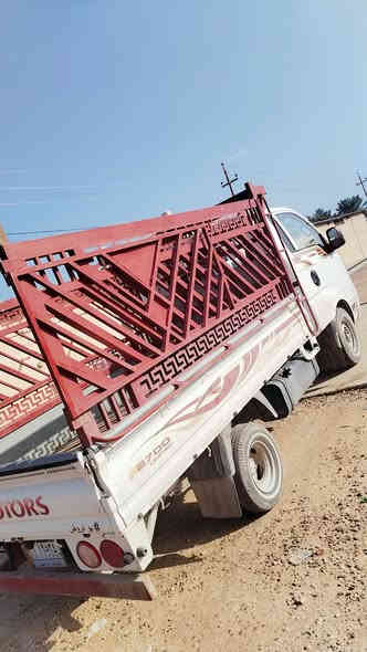 السلام عليكم محجر كيه نثيه تفصال وشغل ترجه أوله مابي اي شي للبيع السعر ٣٧٥ مكاني كربلاء الحسينيه ***********
