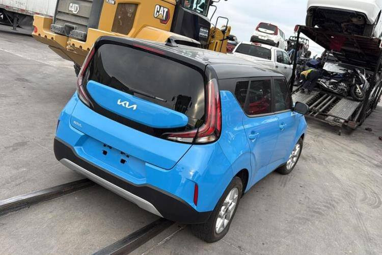 السلام عليكم
كيا صول 2025 توكلر  10ايام توصل الحره 
مصلح واصل باسم المشتري 160$
للأستفسار 
***********
***********
