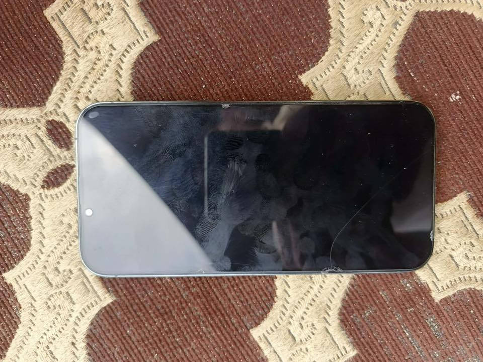 13 برو ماكس 
ذاكره ١٢٨
بطاريه ٨٤ 
السعر ٥٥٠ بي مجال
جهاز بلادي وتر بروف 
بس ظهر مفطور 
مكان ديالى بعقوبه 
لرقم ***********
