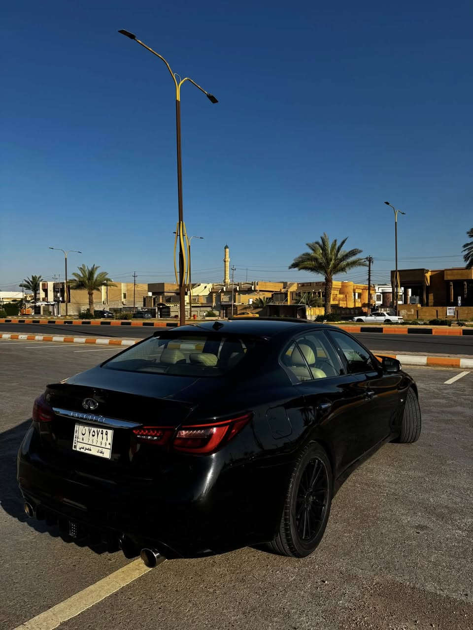 🔰 انفنتي Q50 2018
 
🟠 المواصفات 
• رياضية
• ⁠حادث داعميات فقط
• ⁠6 سلندر 3000 سي سي توين تيربو 300 حصان
• ⁠ماشية 131 الف كيلو متر قابل للزيادة 
• ⁠تبريد قطعتين 
• ⁠كراسي كهرباء امامي تدفئة
• ⁠شاشتين
• ⁠كامره خلفية دوارة 
• ⁠دخول ذكي
• ⁠فتحة سقف
• ⁠بصمة تشغيل 
• ⁠تشغيل عن بعد 

📍مكان السيارة الفلوجه

☎️ رقم السيارة بغداد رقم مميز 
***********
