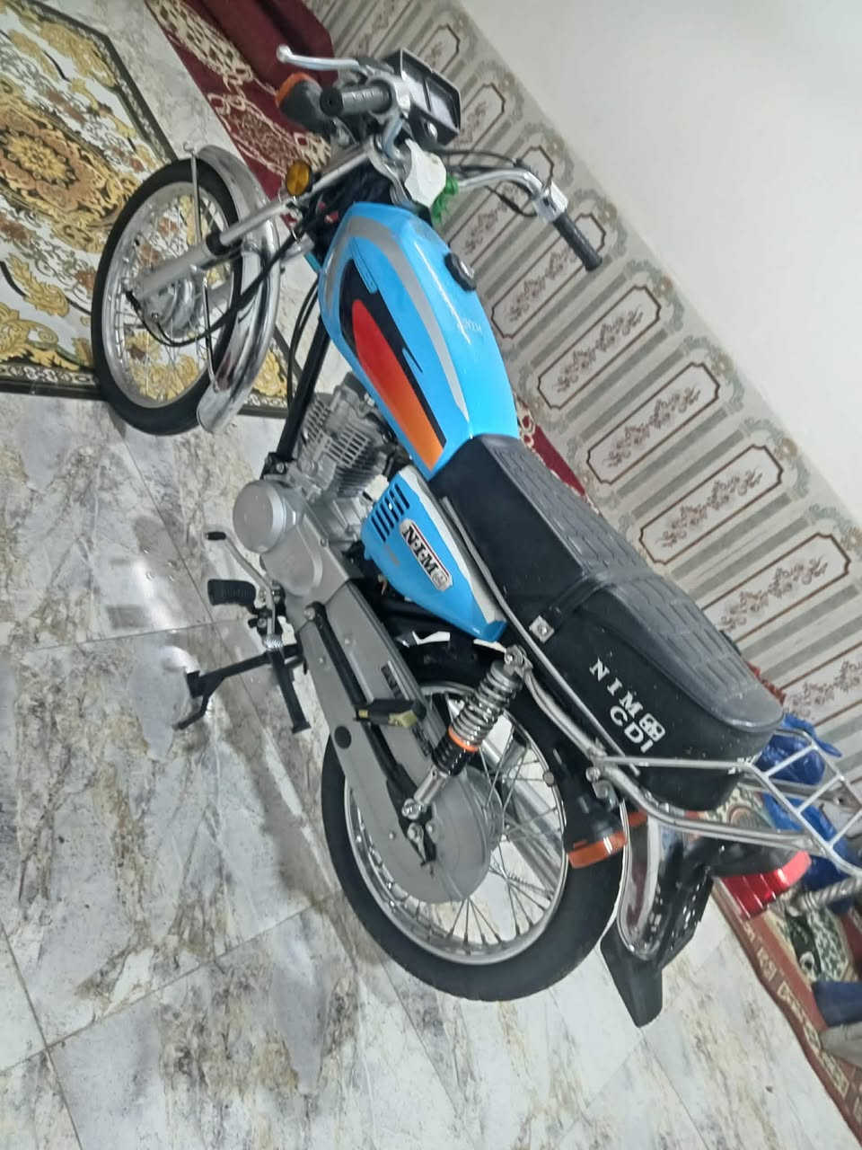 السلام عليكم دراجه  نامه موديل ٢٥
أوراق ٥ وياها سكنر سعرها ٧٥٠ 
مكان سيددخيل 
رقم تلفون ***********
