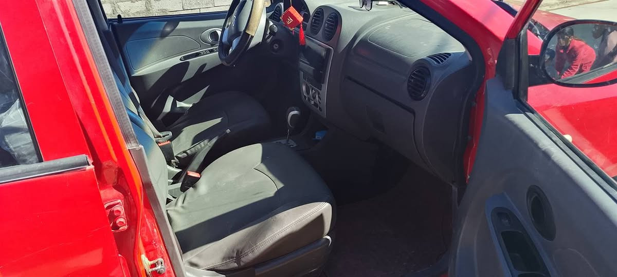 بعد التحيه وسلام ورمضان مبارك 
اريد سياره تكسي مراوس ويه سيارتي 
حته لو يظل فرق شهري ماعندي مشكله
سيارتي شيري كيو موديل13 
ترهم للموظفات وغيره 
سياره جاهزه من كلشي كير اوتوماتيك وبنفس الوقت عادي محرك لاصرف لابخار كهريائيات كله شغاله4جوم كهرباء تبريد ثلج غرفه داخليه تغليف جلد شركه نظافه ١٠٠بال١٠٠
نظام اي بي اس السياره
بطاقه بانزين مسوي هزه راستآ عالتحويل 
السعر مال مراوس٤٨ورقه وبيه مجال رقم اربيل 
***********واتس اب
