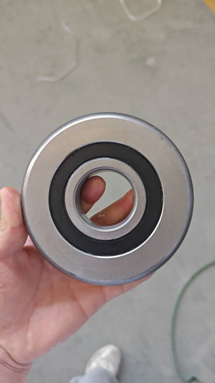 Forklift mast roller bearing
#forklift
#bearing
#forkliftparts
#forkliftsparepart


**إذا كنت صاحب هذا الإعلان وتريد حذفه لأي سبب، رجاءا أرسل رسالة إلى الدعم الفني**
