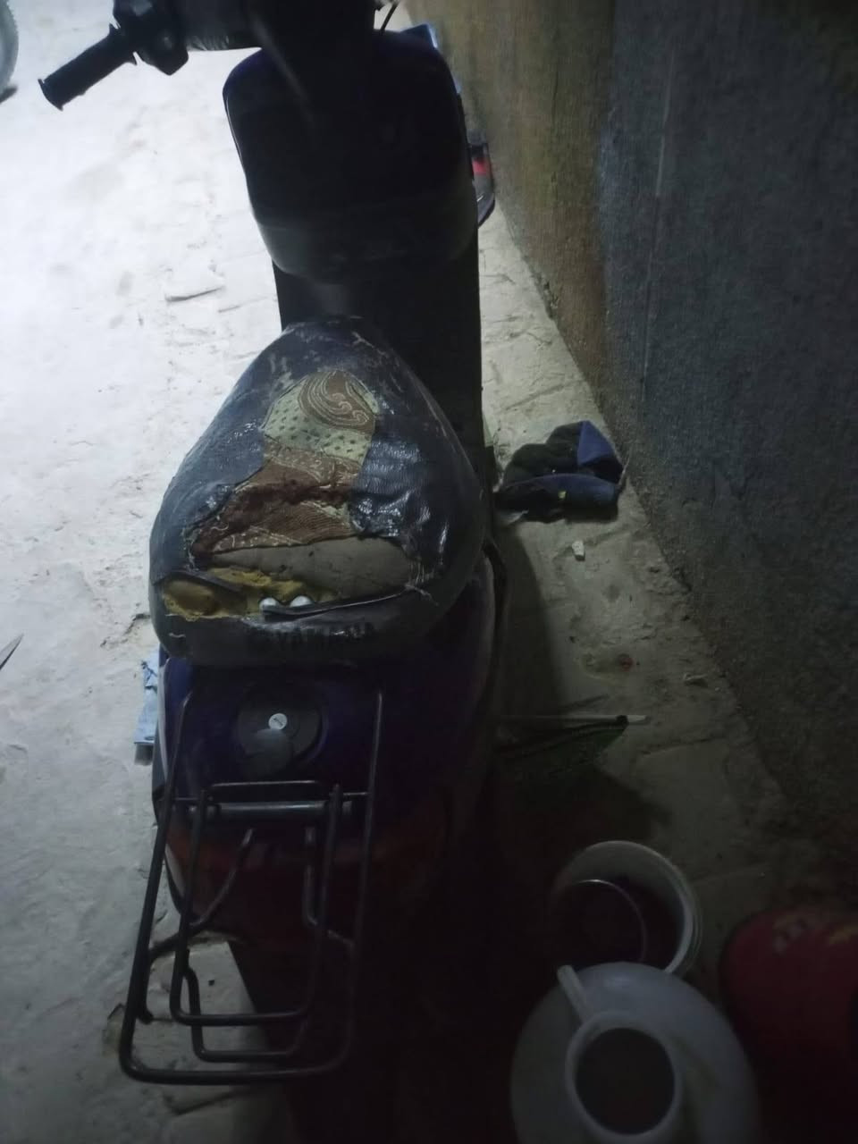 سلام عليكم دراجه بطه كايمه للبيع كابريتر جديده صالنصه جديده كفرات جدد متروكه سبوع للبيع 140
وبيهه مجال قليل


**إذا كنت صاحب هذا الإعلان وتريد حذفه لأي سبب، رجاءا أرسل رسالة إلى الدعم الفني**