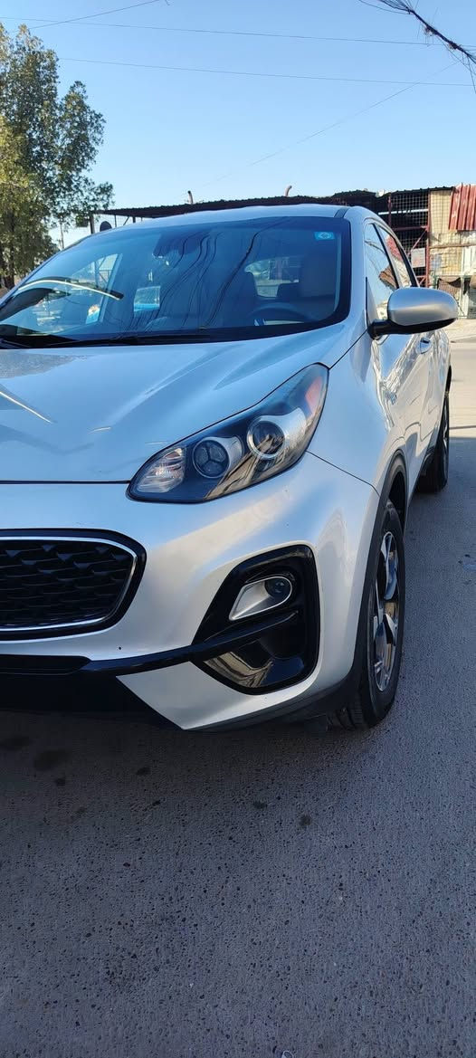 سبورتج موديل 2020 بسمي وارد أمريكي بدون حادث سرقة تجوات الكشن وكامرة أمامية رقم دولي بغداد مكاني حي الإعلام اتصال *********** السعر ١٧٦ 💰
