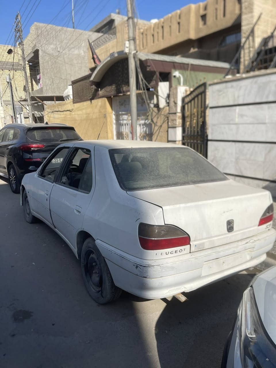 السلام عليكم
للبيع موديل 2002 أبيع كوم حديد مطلوبه للشركه العامه مال سيارات 2003 
أبيع حديد السياره كير مكينه شغالات بس انتركت فتره بسيطه دواخلها يحتاج تنضيف كشنات نضاف
مكاني بغداد الإعلام 
***********
سعرها 16 وبيها مجال بسيط
