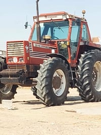 مركبة • هاتف • تفاصيل ناقصة
